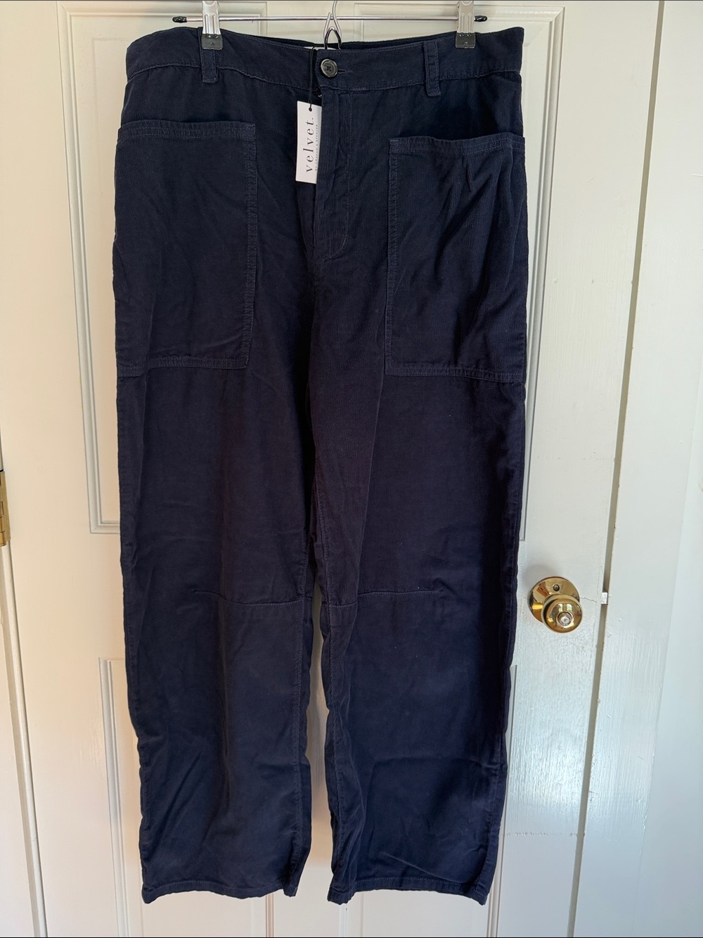Velvet Navy Corduroy women’s slight barrel leg pants. NWT, 12